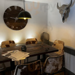 Hennes Dentro
