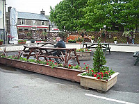 The Woodroffe Arms outside