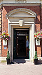 Henry's Cafe Bookshop Antiques outside