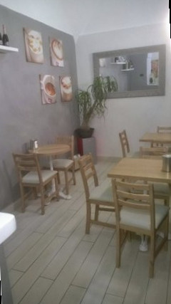 Moro Caffe Trani Innen