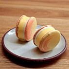 MakMak Macarons food