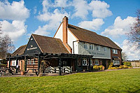 Three Horseshoes outside