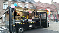 Friterie La Berguoise outside