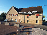 Le relais de la Sans-Fond food