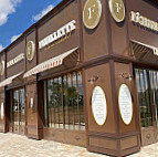 Patisserie Feuillette inside