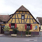 Auberge de Sundhoffen Au Trou du Cru outside