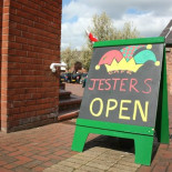 Jesters Cafe Esterno