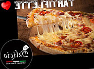 Delicio Pizza food