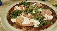 Pizzeria La Tana food