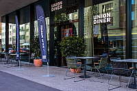 Union Diner inside