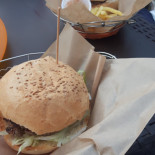 Mama Burger Comida