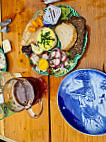 Martens Røgeri food