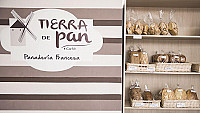 Tierra de Pan inside