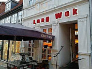 Long Wok outside