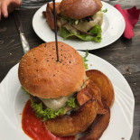 Substanz Biergarten Kneipe Cibo