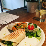 Mo-ja Cafe food