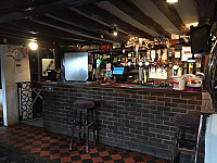 Hogarth Inn inside