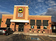 Buffalo Wild Wings outside