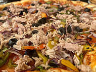 La Diavola Pizza food