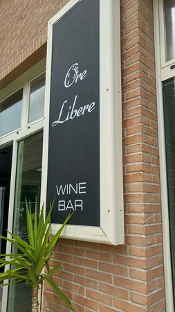 Ore Libere Wine Exterior