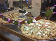 Pontillo's Pizzeria food