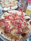 Pizzeria de la vallee food