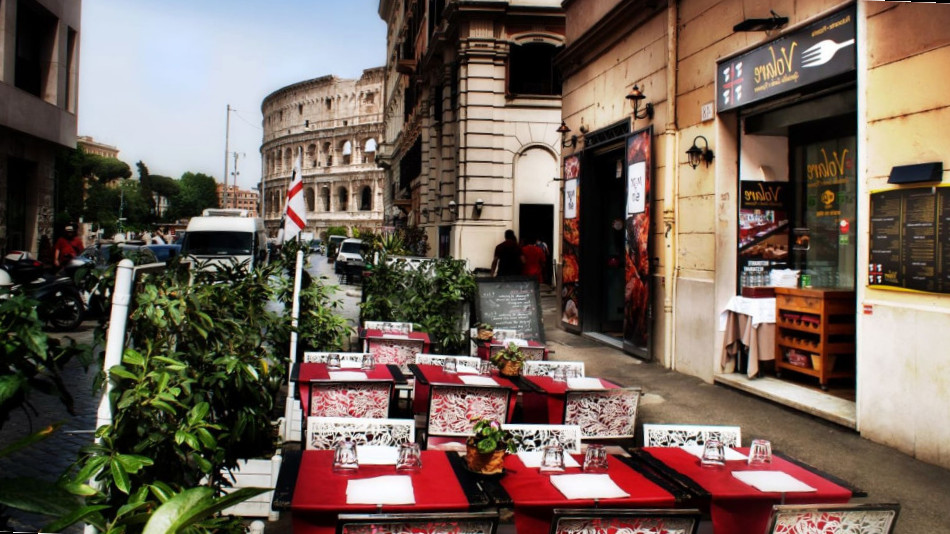 Volare Exterior