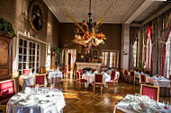 Le Chateau De La Tour food