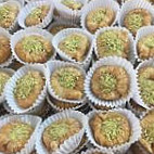 بيتزا مطبقه Folded Pizza food