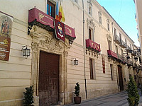 Bar Restaurante Cicuta outside