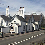 The Boars Head outside