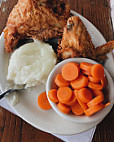 Yoder's Amish Village food