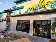 Mellow Mushroom North Charleston outside