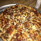 Georgio's Famous Pizza food