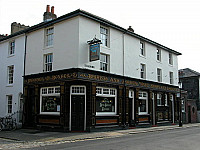 The King Street Tavern outside