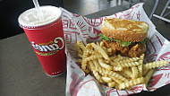 Raising Canes Chicken Fingers food