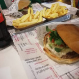 Piemunt Burger Comida
