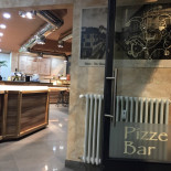 Jolly Pizza Exterior