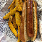 Fuddruckers food