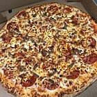 Pete's Pizza food