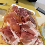 Ritosco Taverna inside