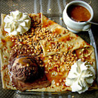 Soizic. Creperie food