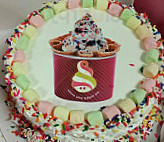 Menchie's Frozen Yogurt food