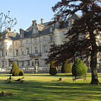 Hostellerie Du Château Des Monthairons outside