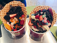 Menchie's food