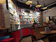 Flakes Corner Berlin inside