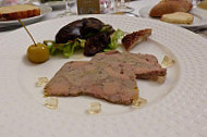 Chateau de Larroque food