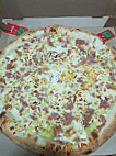 Pizza Bueno food