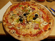 Pizzeria Al Tabie food