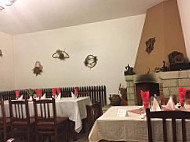 Restaurant Csani food